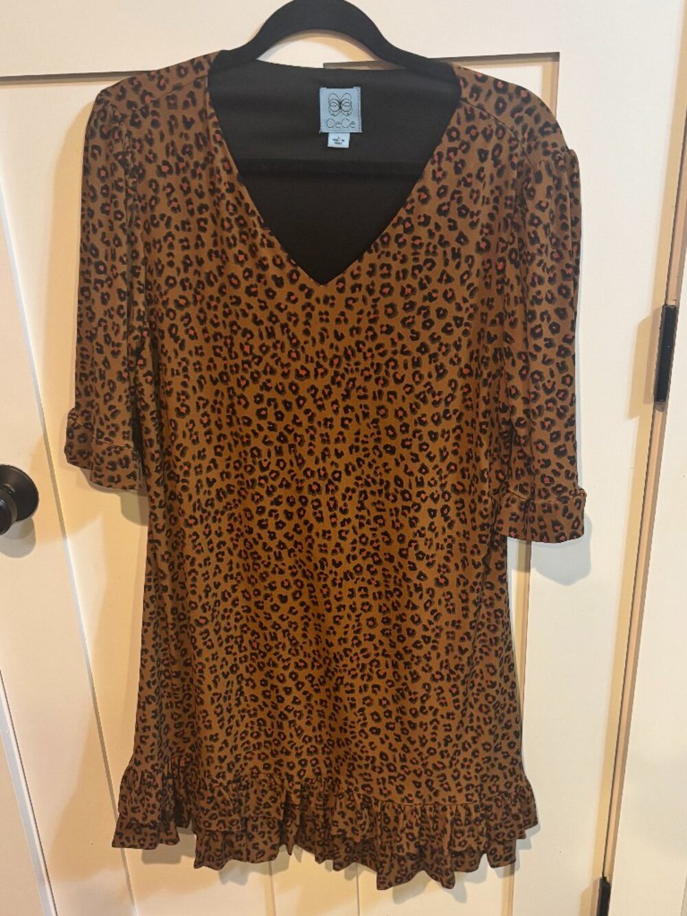 CeCe Leopard Print Knit Shift Dress